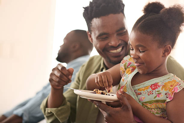 Nilivyopambana na Baby Mama Aliyenigeuza Mfadhili Pekee Bila Haki, Mpaka Hatimaye Nikaweza Kuwa Karibu na Watoto Wangu Tena