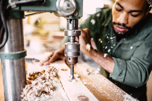 Alivyovutia fursa kubwa katika kutengeneza samani na kuuza