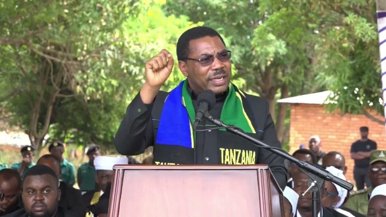 *DKT. MWIGULU AMBANA MKANDARASI UJENZI WA BARABARA YA KITAI-RUANDA*