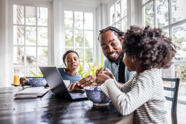 Nilivyorejesha Furaha ya Kuwa Baba Baada ya Watoto Kunikataa Kwa Muda Mrefu